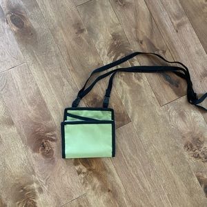 FREE GIFT W PURCH money/card holder